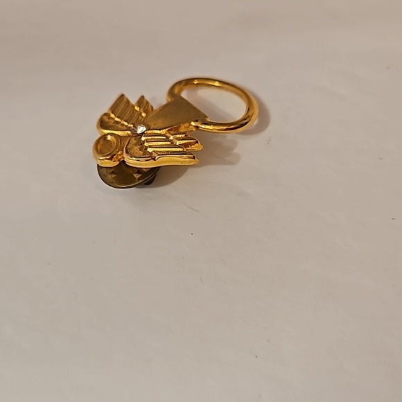 Angel Goldtone & Rhinestone Eye Glass Holder Tie Tac - Picture 3 of 4